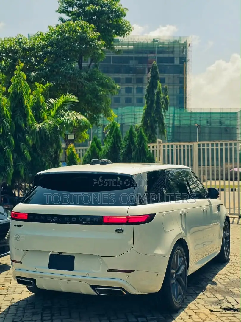 New Rover Land 2023 White