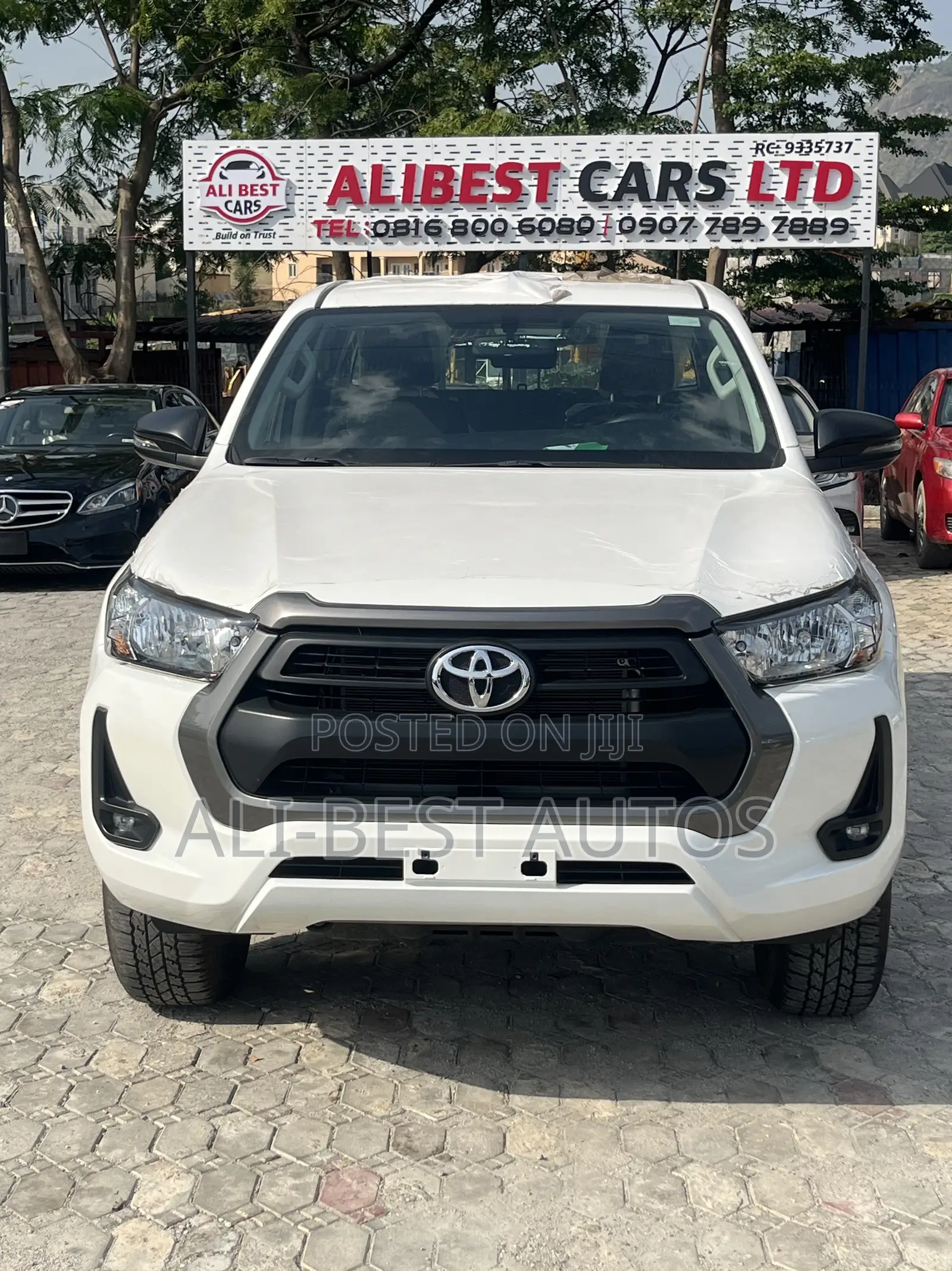 New Toyota Hilux 2026 White