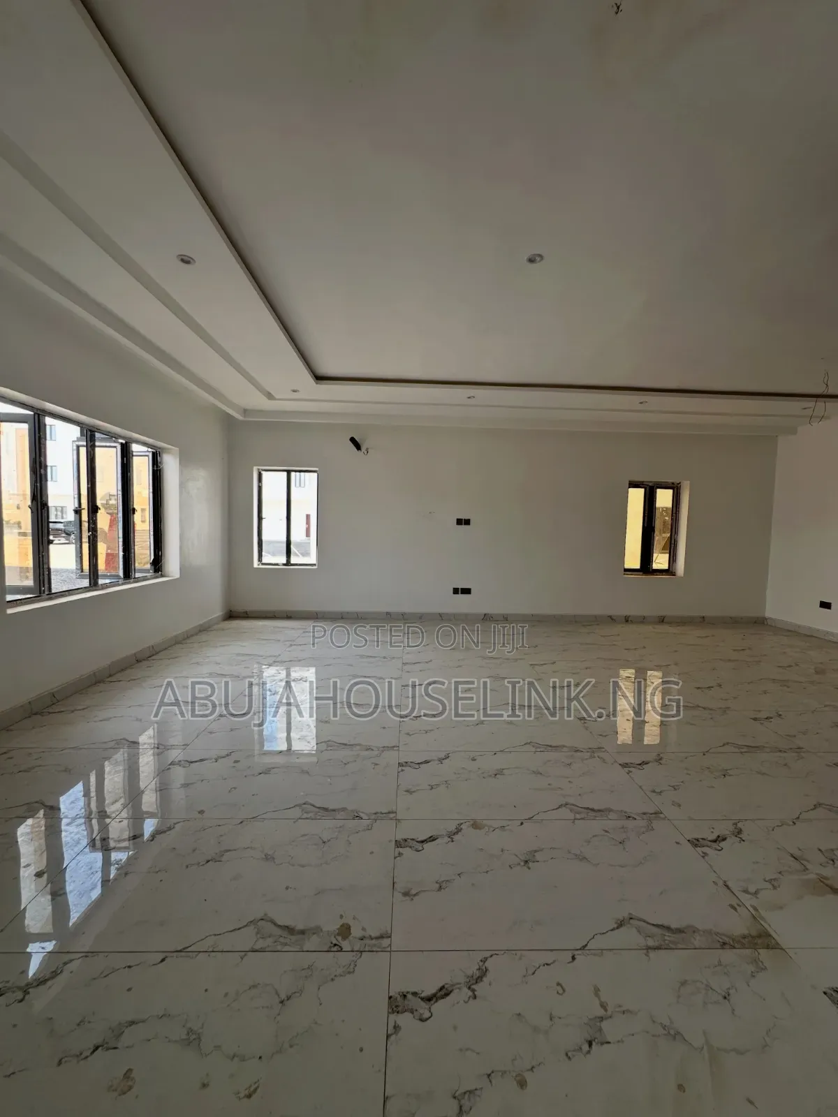 5bdrm Duplex in Mabushi Abuja for sale