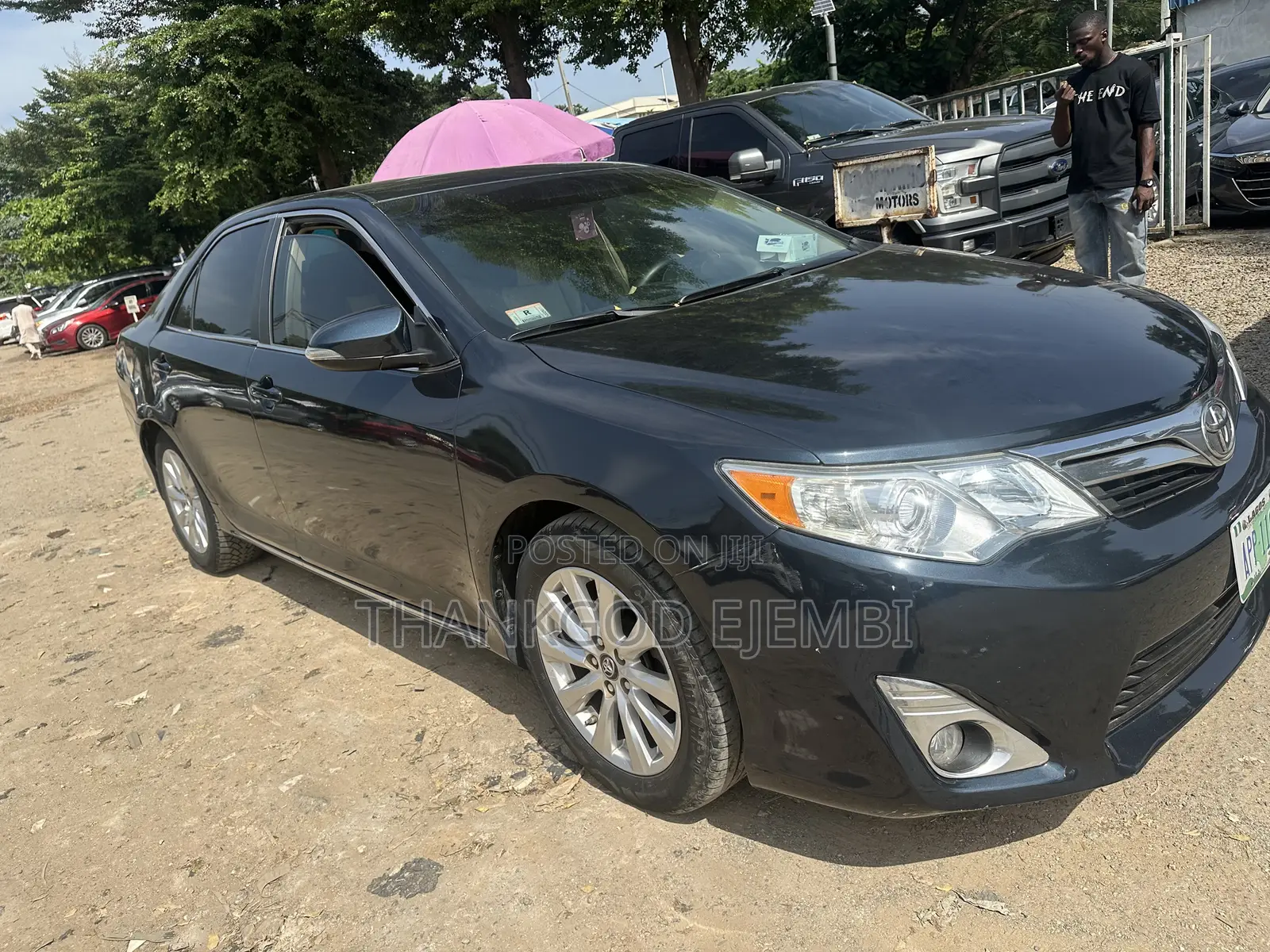 Toyota Camry LE 4dr Sedan (2.5L 4cyl 6A) 2013 Blue