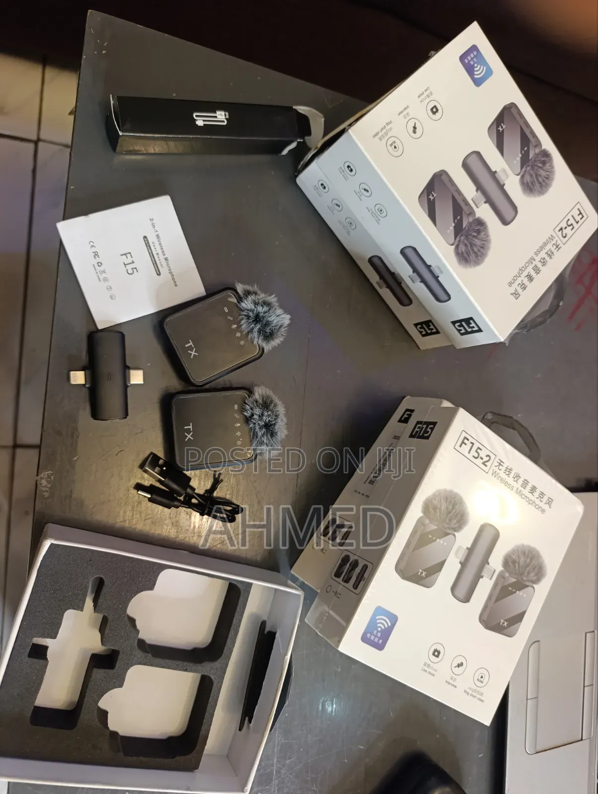 F15-2 Wireless Microphone for Your Content Vlog