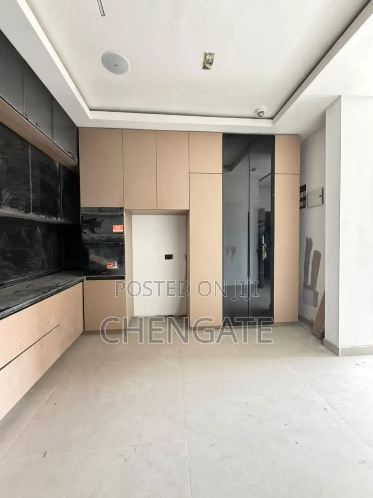 2bdrm Apartment in Victoria Island for sale