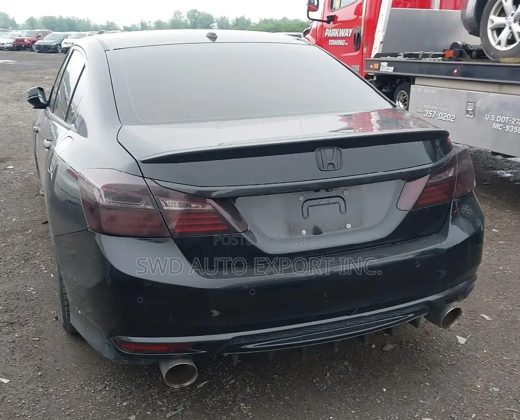 Honda Accord Touring V6 4dr Sedan FWD (3.5L 6cyl 6A) 2017 Black