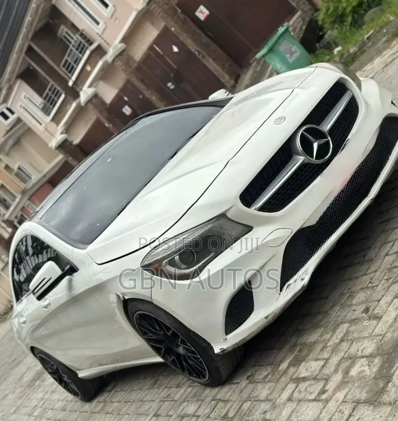 Mercedes-Benz CLA-Class CLA 250 4MATIC Sedan 2015 White