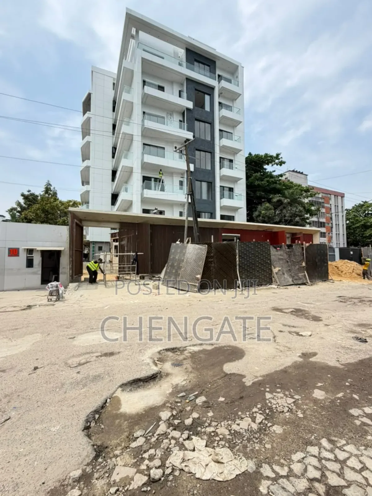 3bdrm Apartment in Victoria Island for sale