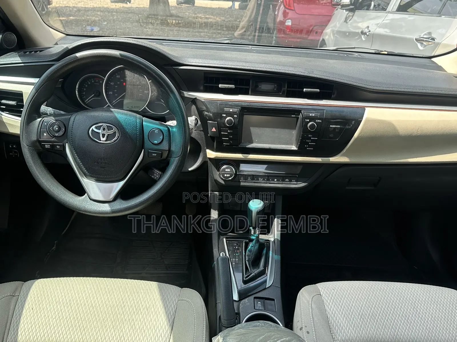 Toyota Corolla LE Plus 4dr Sedan (1.8L 4cyl CVT) 2015 Black