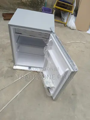 Glamstar Refrigerator for Small Business Spaces