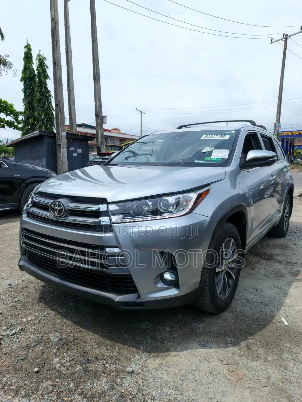 Toyota Highlander XLE 4x2 V6 (3.5L 6cyl 8A) 2017 Silver