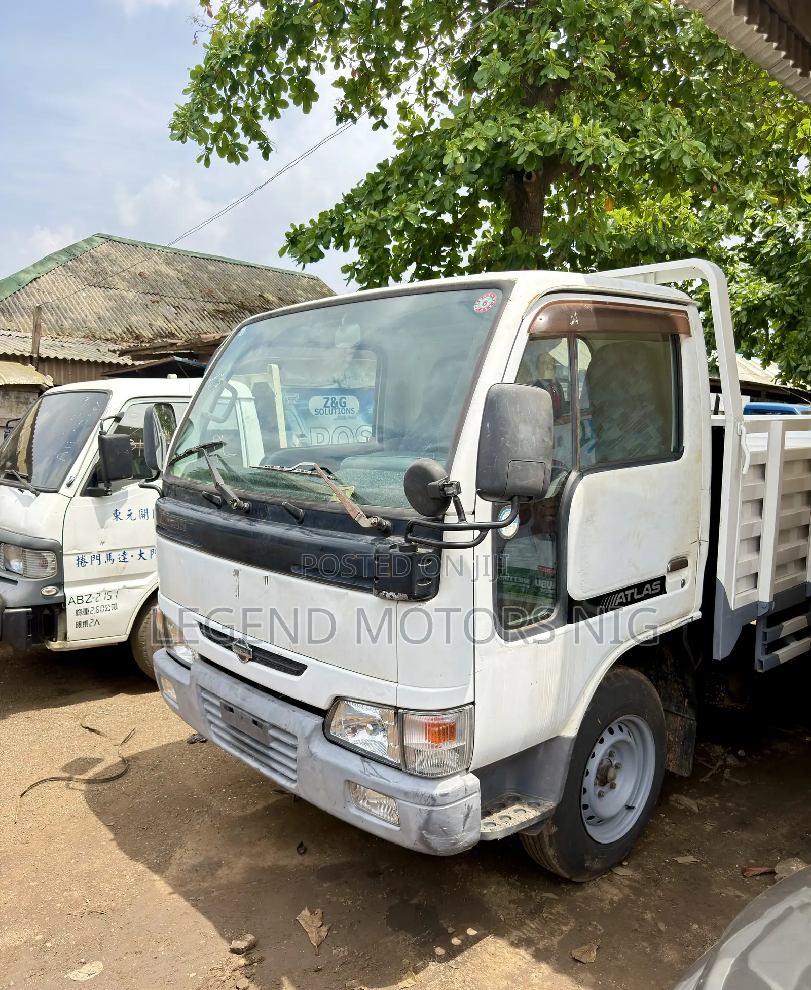 Nissan Cabstar ( Foreign Used ) 6 Tyres Injector Engine
