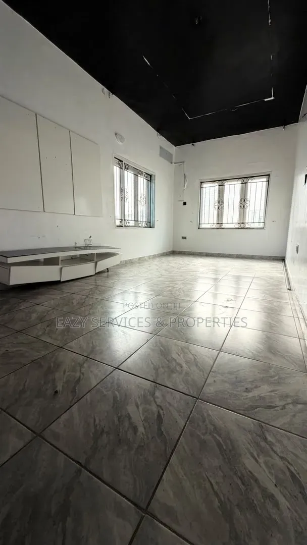 1bdrm Shared Apartment in Ikate for rent