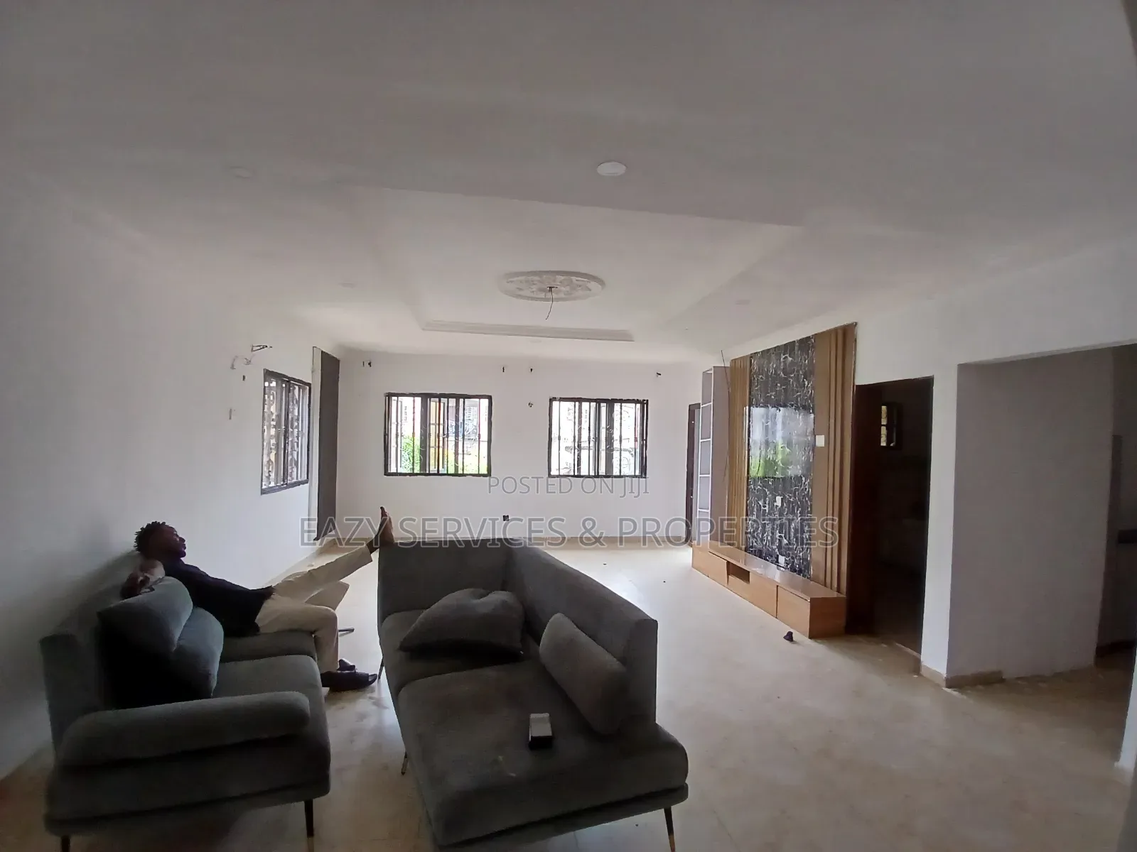 Studio Apartment in Gated And Secured, Ado / Ajah for rent