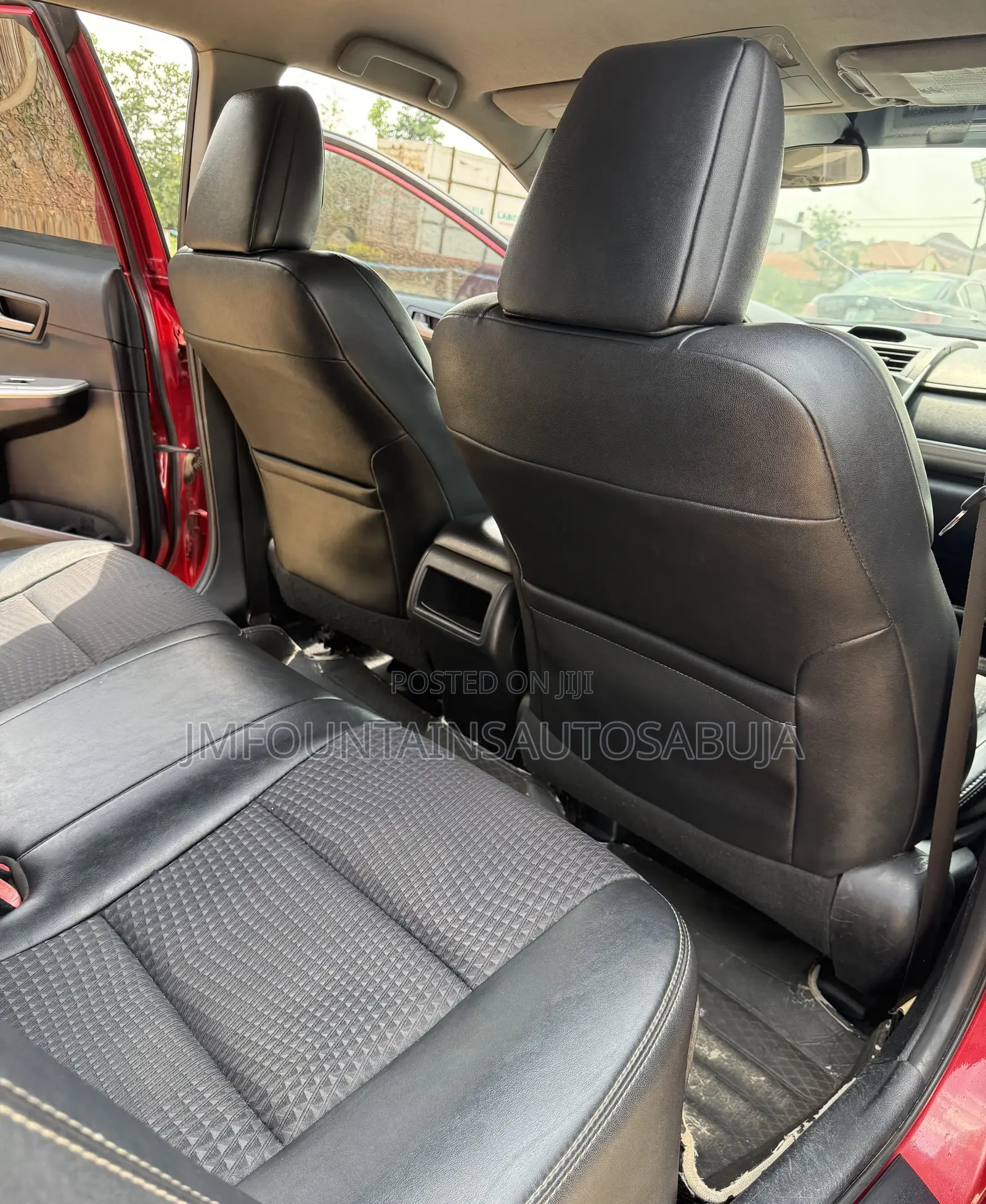 Toyota Camry SE 4dr Sedan (2.5L 4cyl 6A) 2012 Red