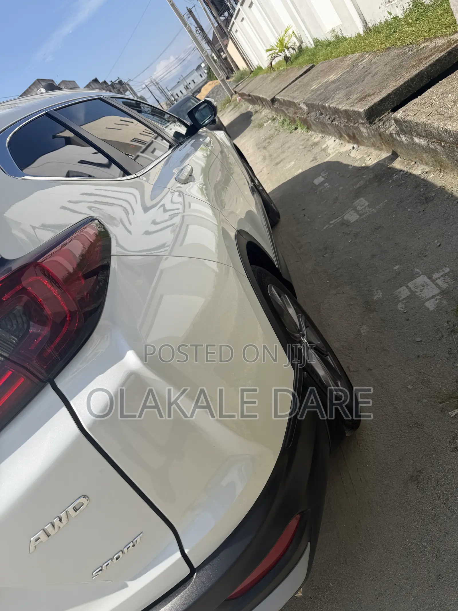 Honda CR-V 2022 White
