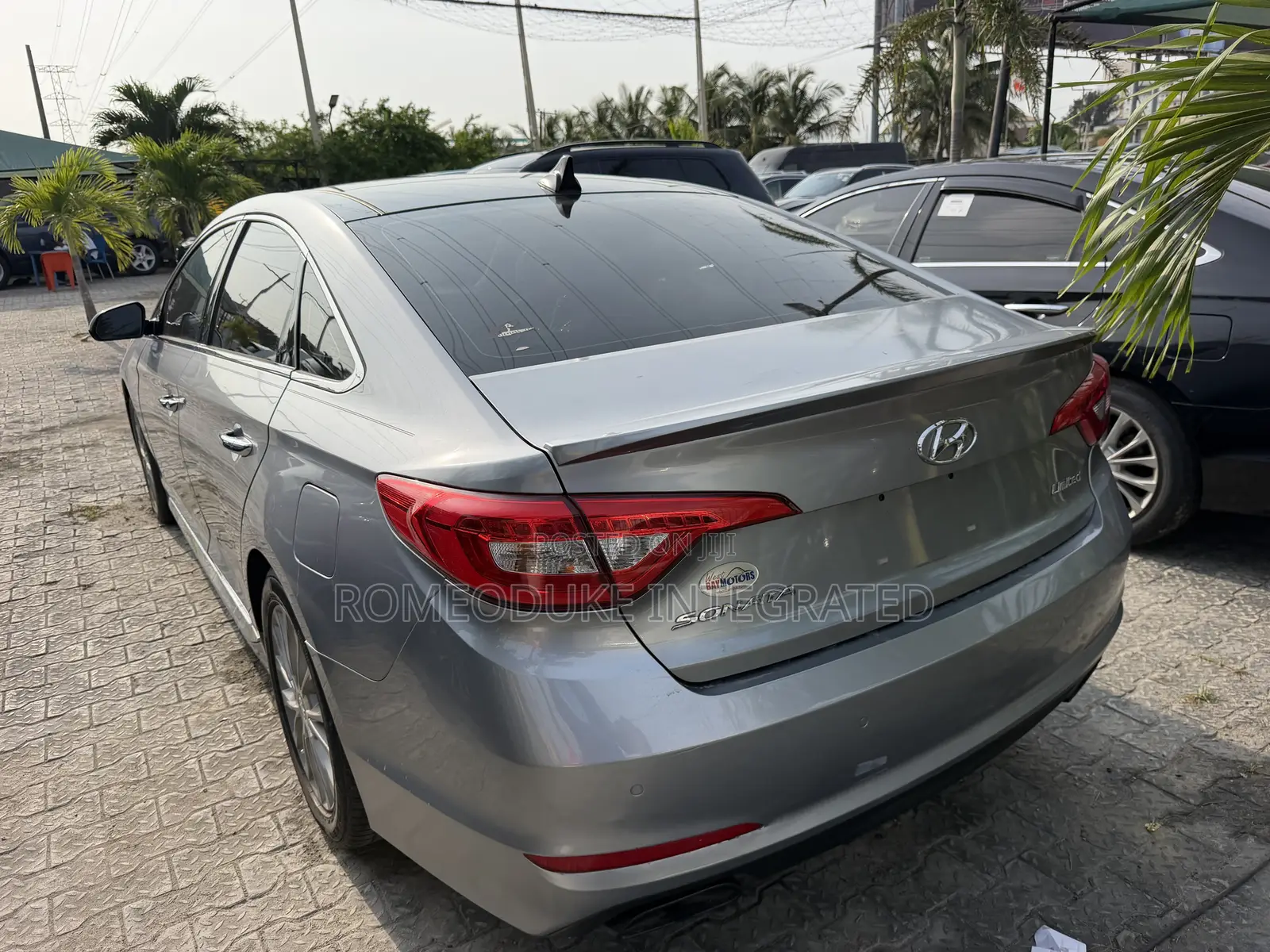Hyundai Sonata Limited 2.0T 4dr Sedan (2.0L 4cyl Turbo 6A) 2015 Gray