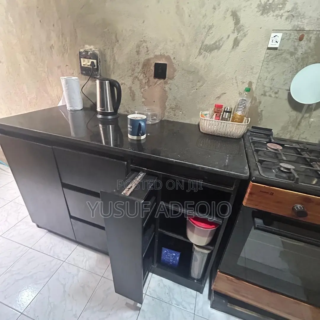 Kitchen Cabinet