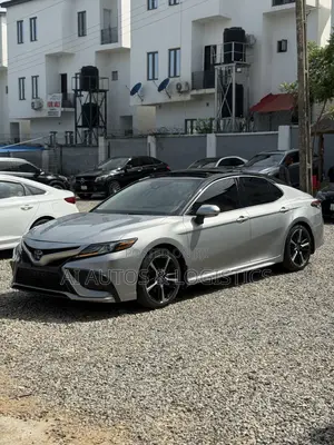Toyota Camry XSE 2022 Silver
