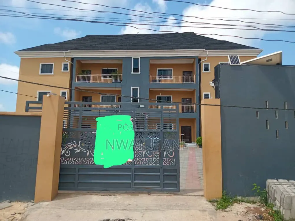 3bdrm Apartment in Lakowe for rent