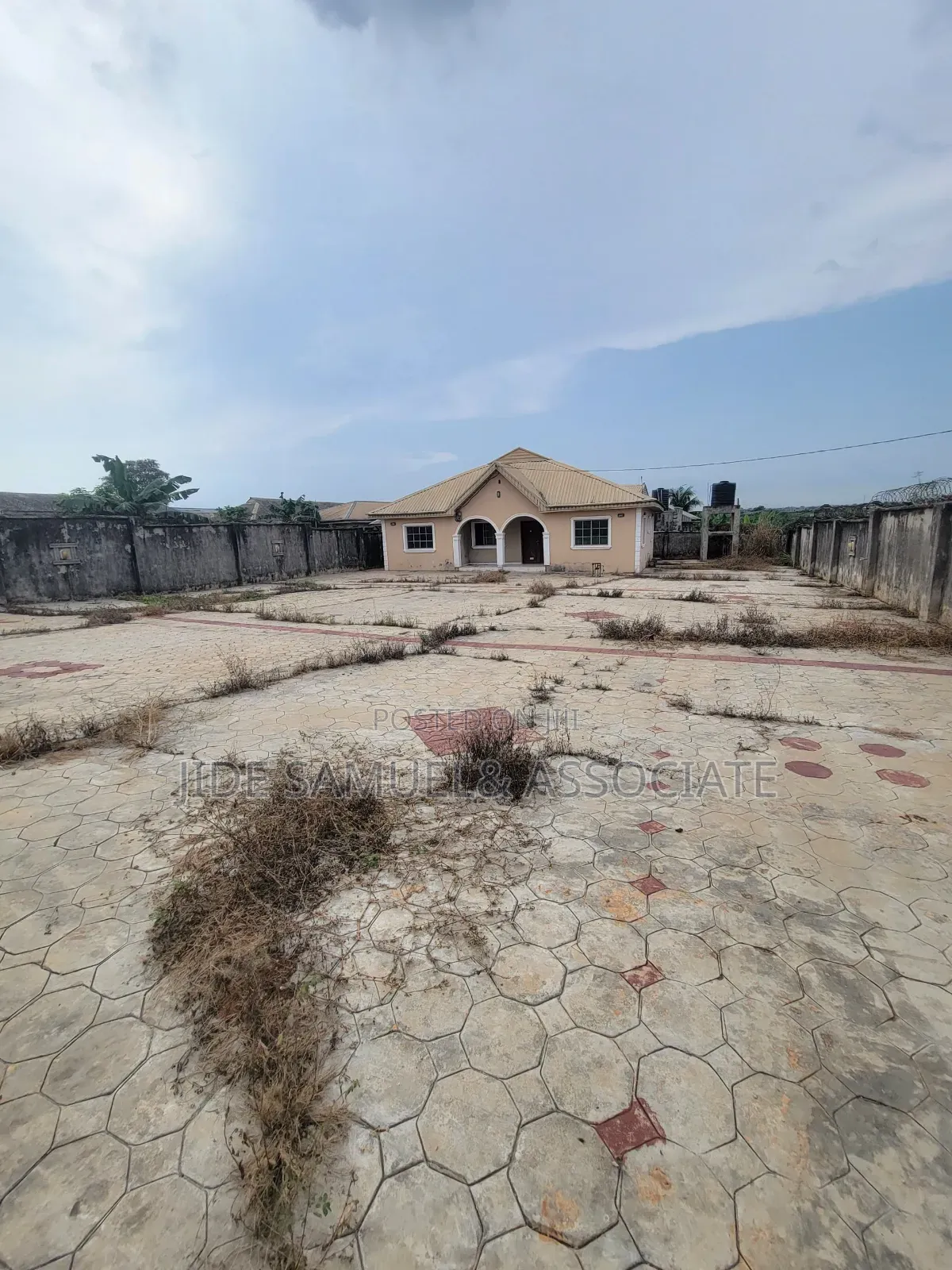 Furnished 3bdrm Bungalow in Ado-Odo/Ota for sale