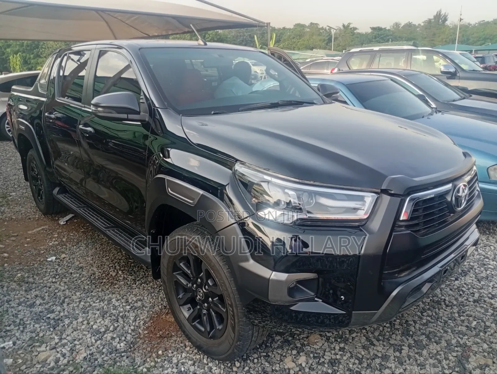 Toyota Hilux 2021 Black