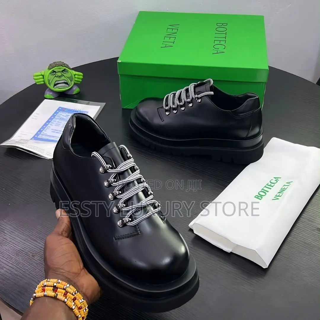 High Quality Luxury Bottega Veneta Sneakers