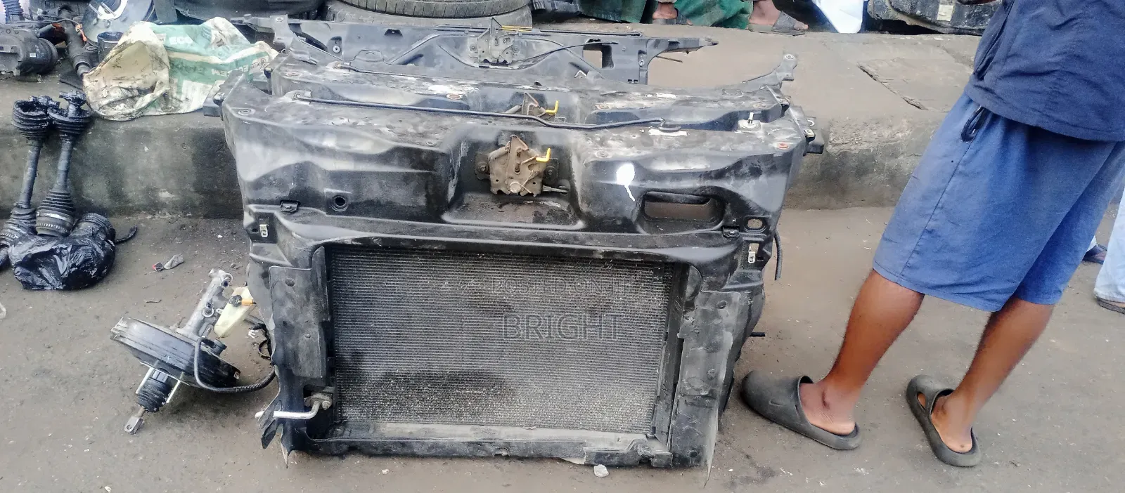 Complete Front Cut, Radiator, Condenser Ford Explorer