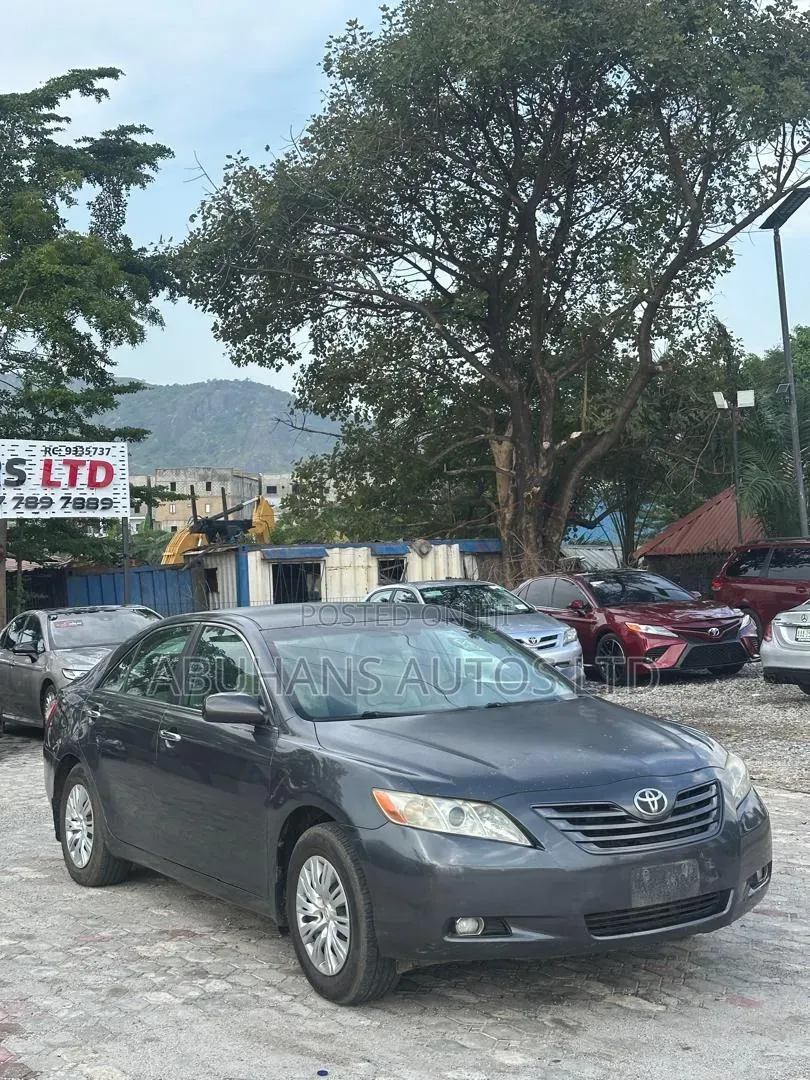 Toyota Camry 2007 Gray