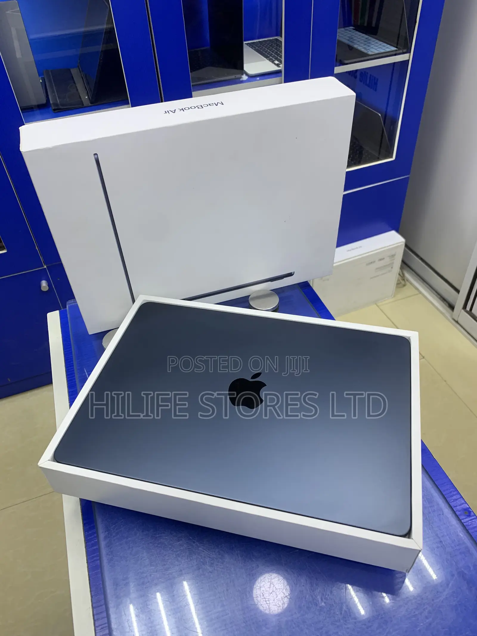 Laptop Apple MacBook Air 2022 M2 8GB Apple M2 SSD 256GB