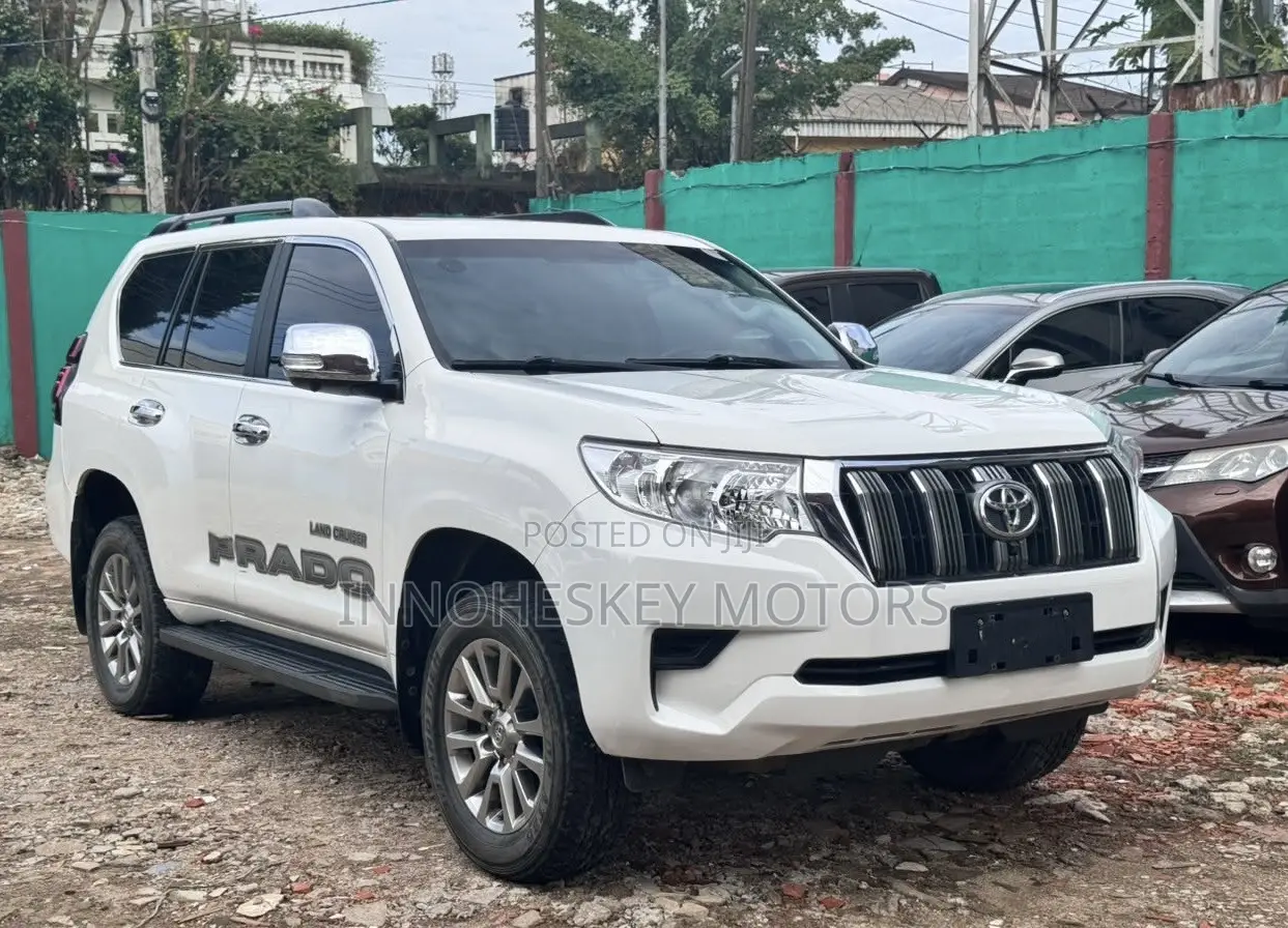 Toyota Land Cruiser Prado 2018 White