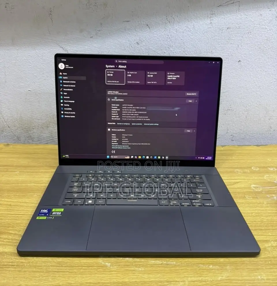 Laptop Asus ROG Zephyrus G16 16GB Intel Core Ultra 9 SSD 1T