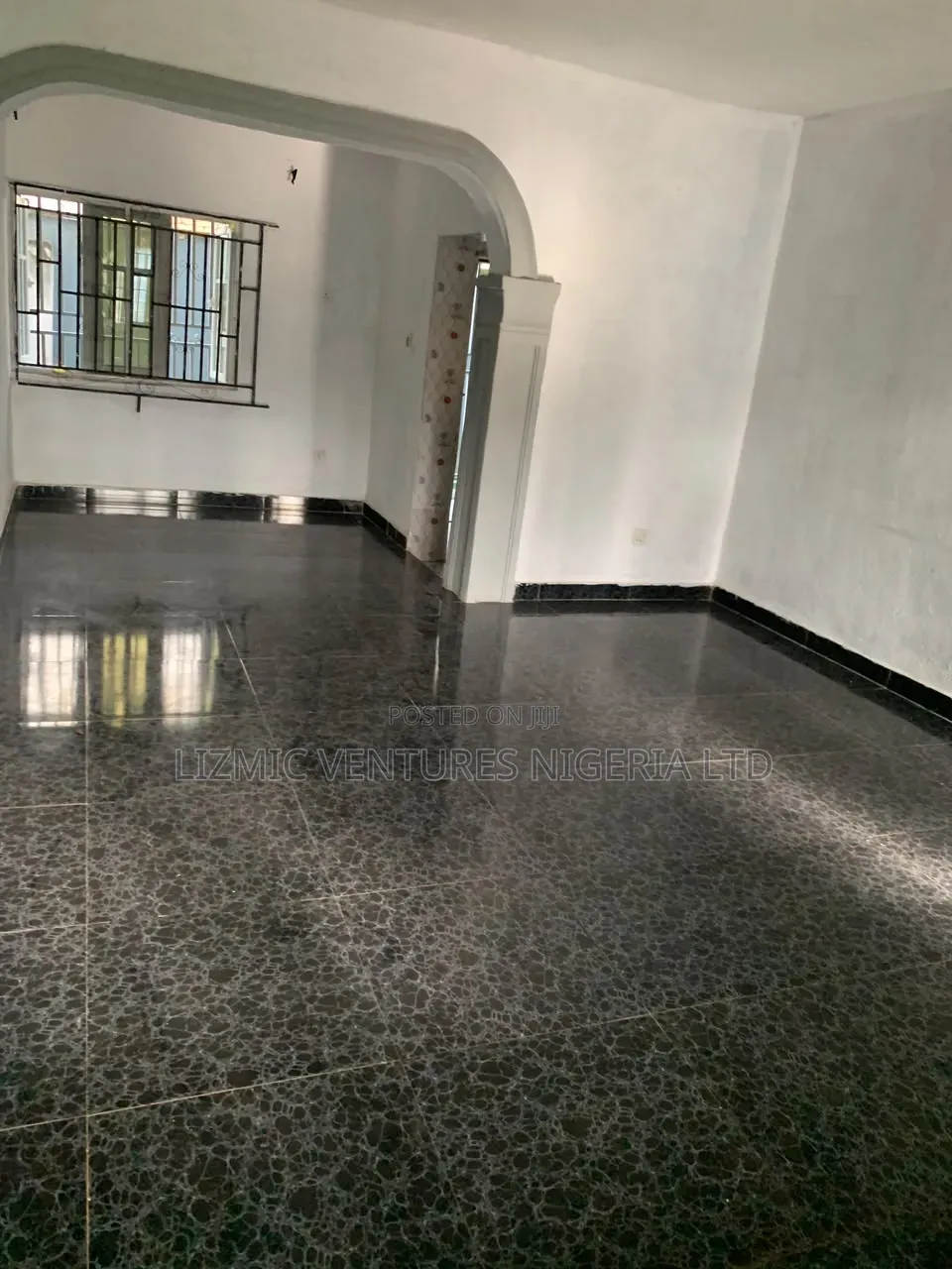 2bdrm Apartment in Agric Rd, Igando / Ikotun/Igando for rent