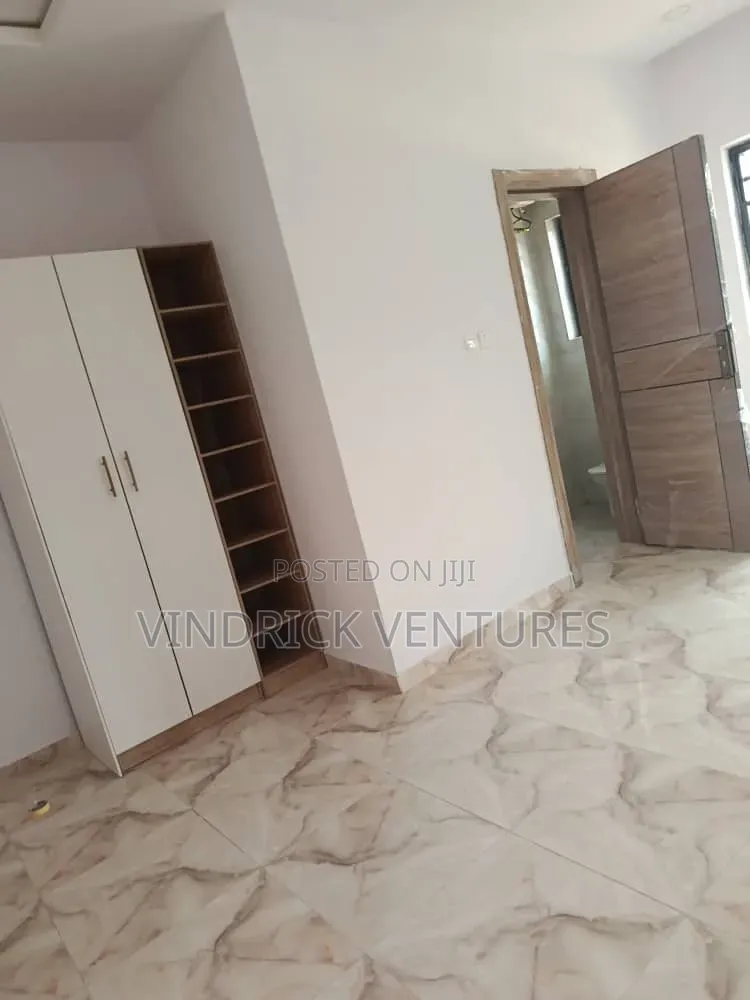 2bdrm Apartment in Lekki, Ologolo for rent