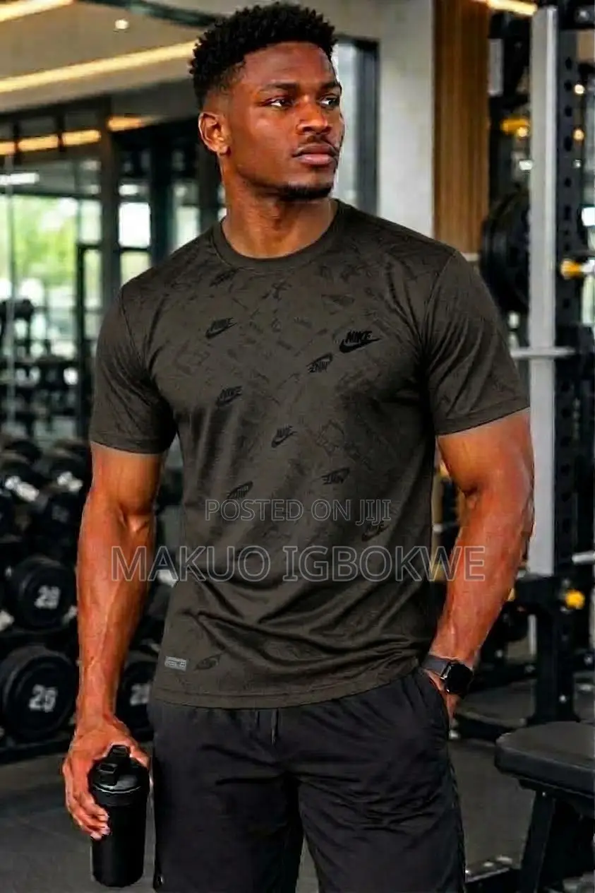 Men’s Performance Stretching T-Shirt
