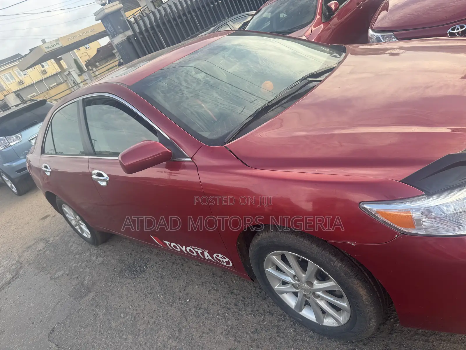Toyota Camry XLE V6 4dr Sedan (3.5L 6cyl 6AM) 2010 Red
