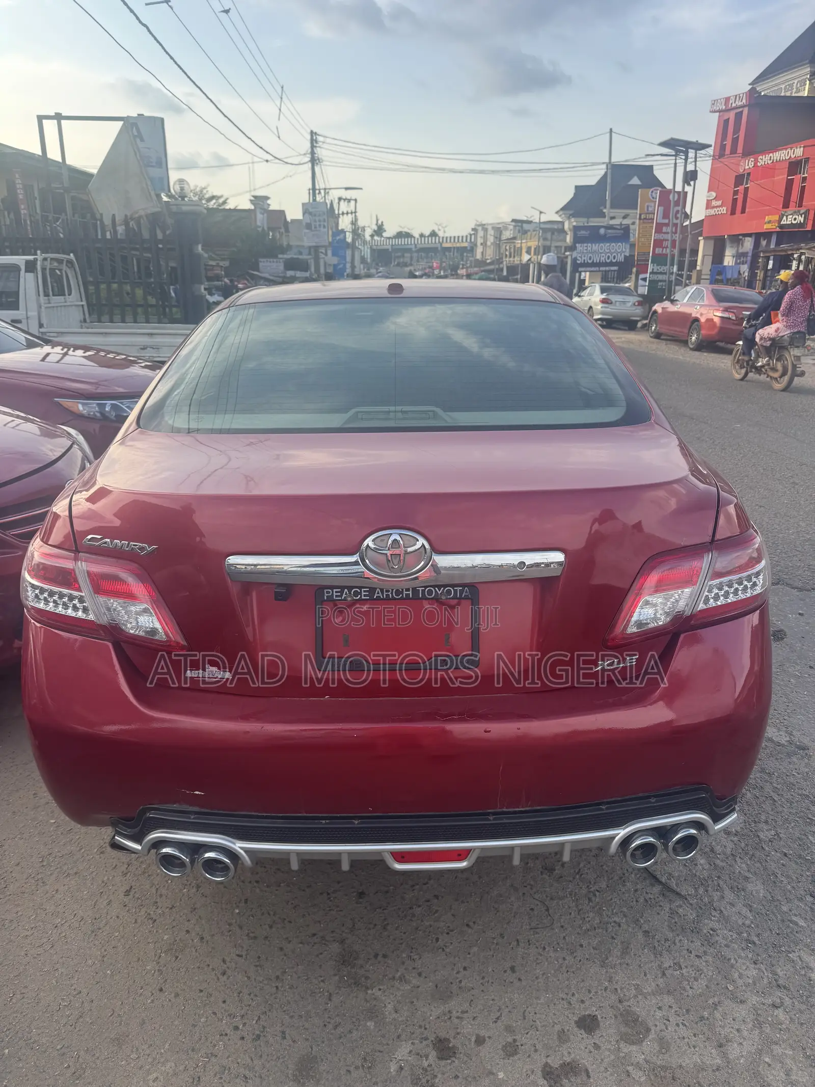 Toyota Camry XLE V6 4dr Sedan (3.5L 6cyl 6AM) 2010 Red