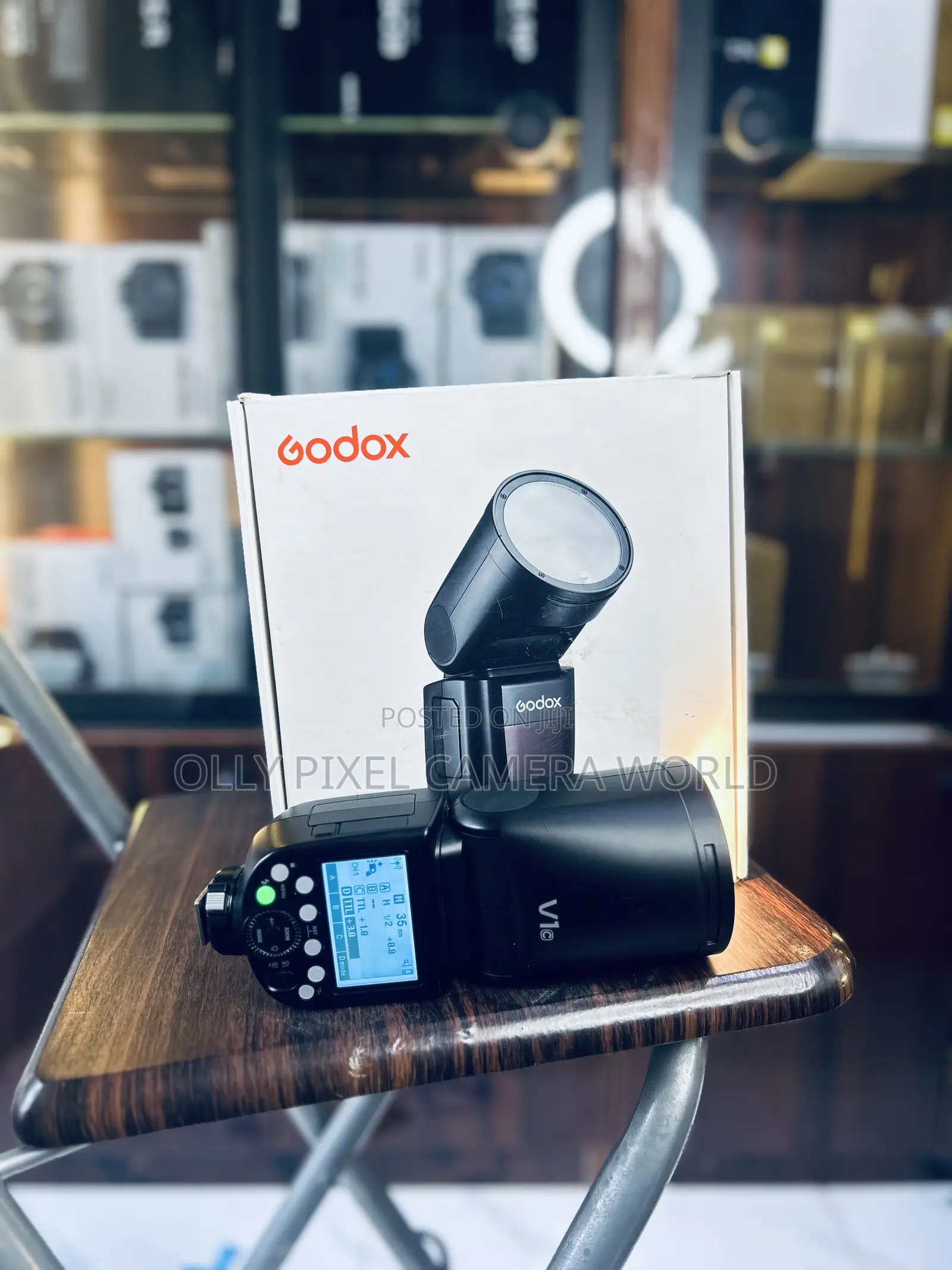 Godox V1 for Canon