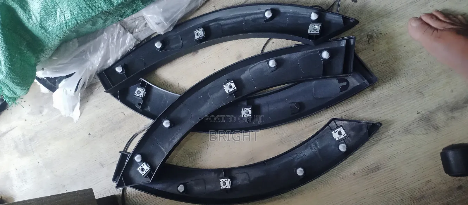 Ford Transit Bus Bumper Moulding L/R