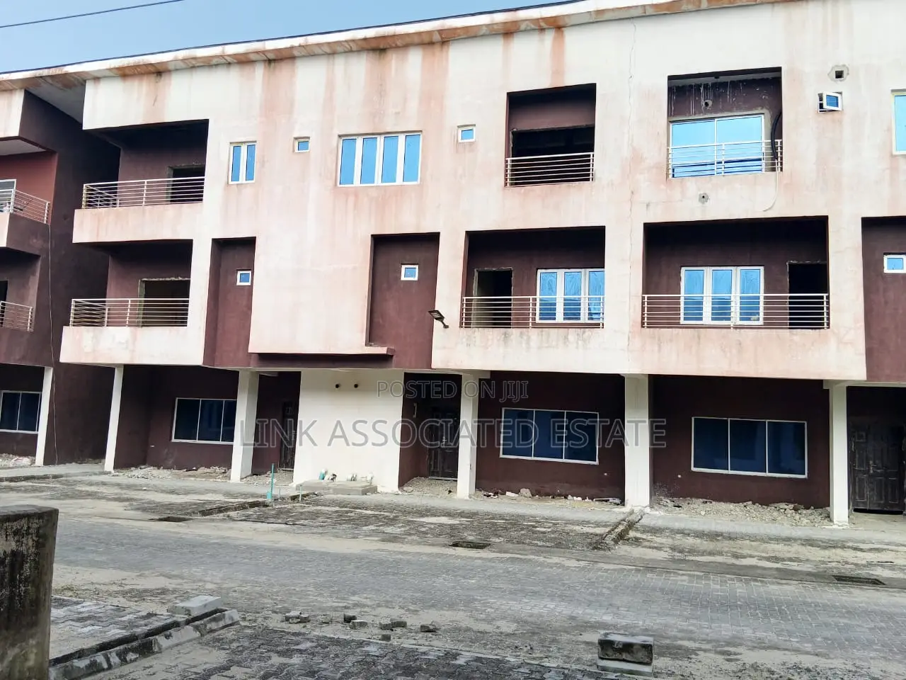 3 Bedroom Apartment