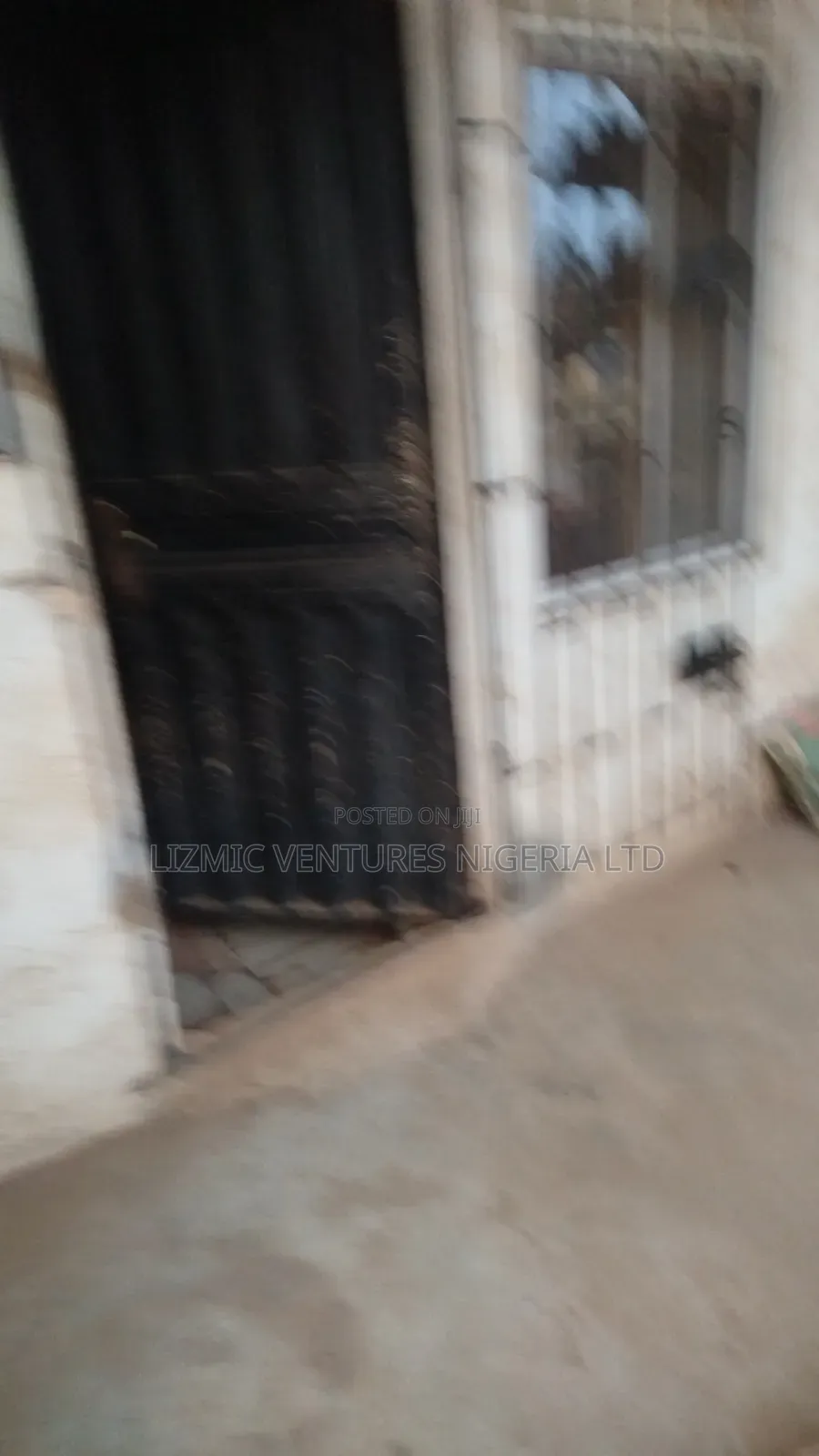 3bdrm Block of Flats in Hotel, Igando / Ikotun/Igando for sale