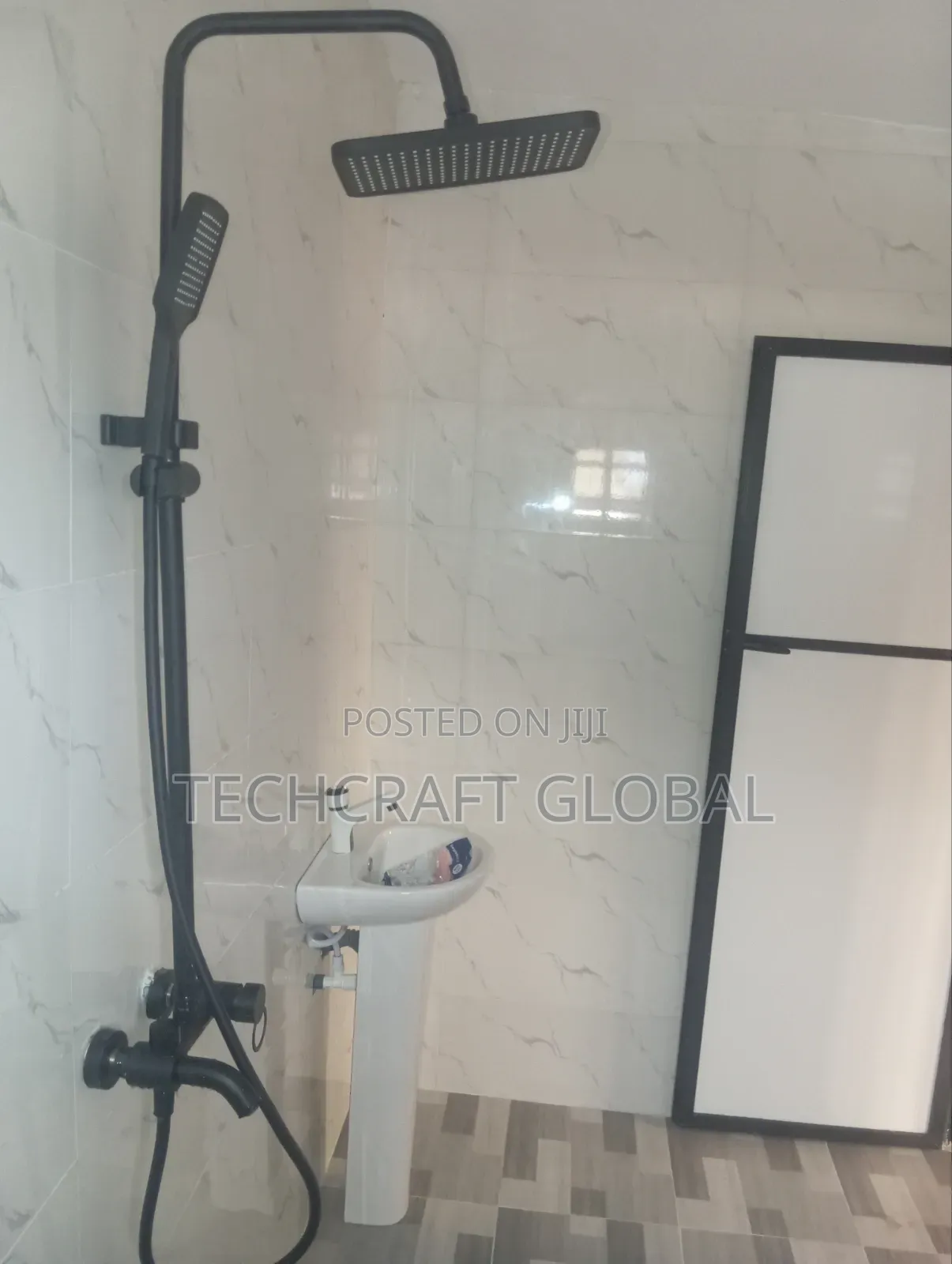 3bdrm Block of Flats in Olokonla for rent