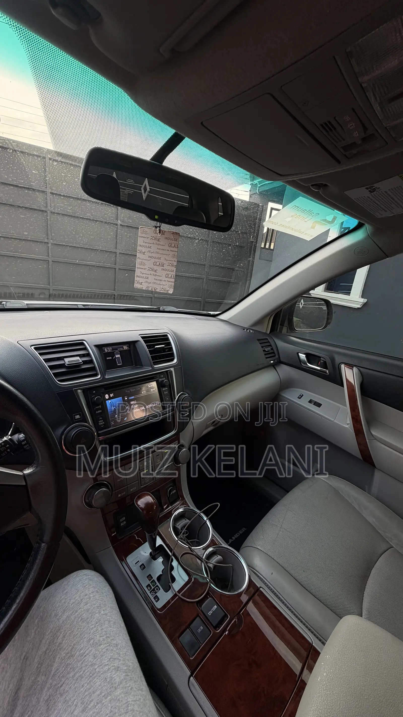 Toyota Highlander 3.5L 4WD 2013 Silver