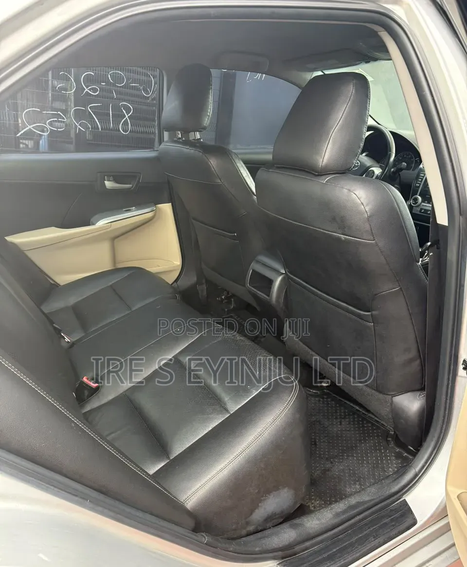 Toyota Camry 2014 Silver