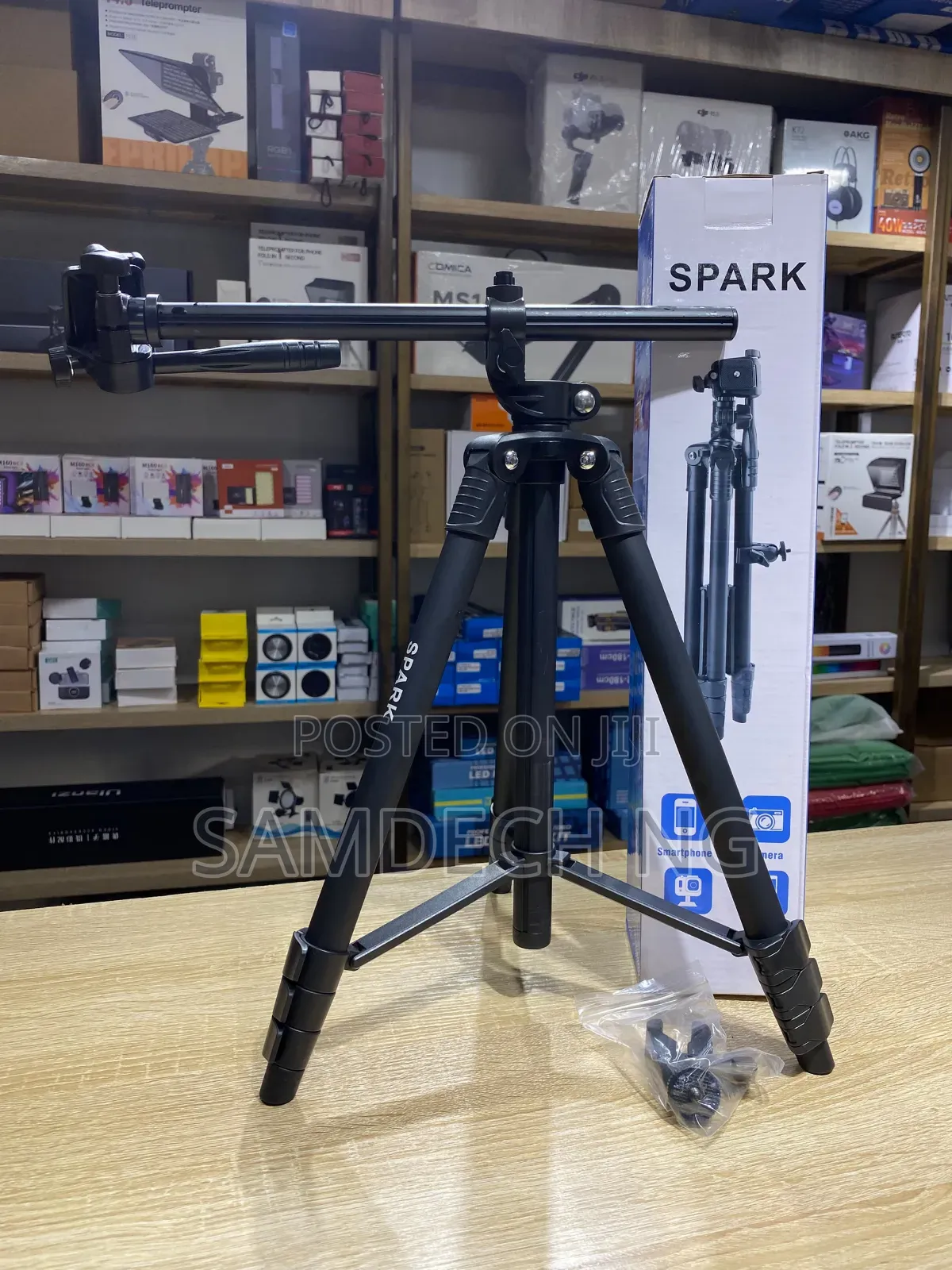 Spark 0216 Tripod