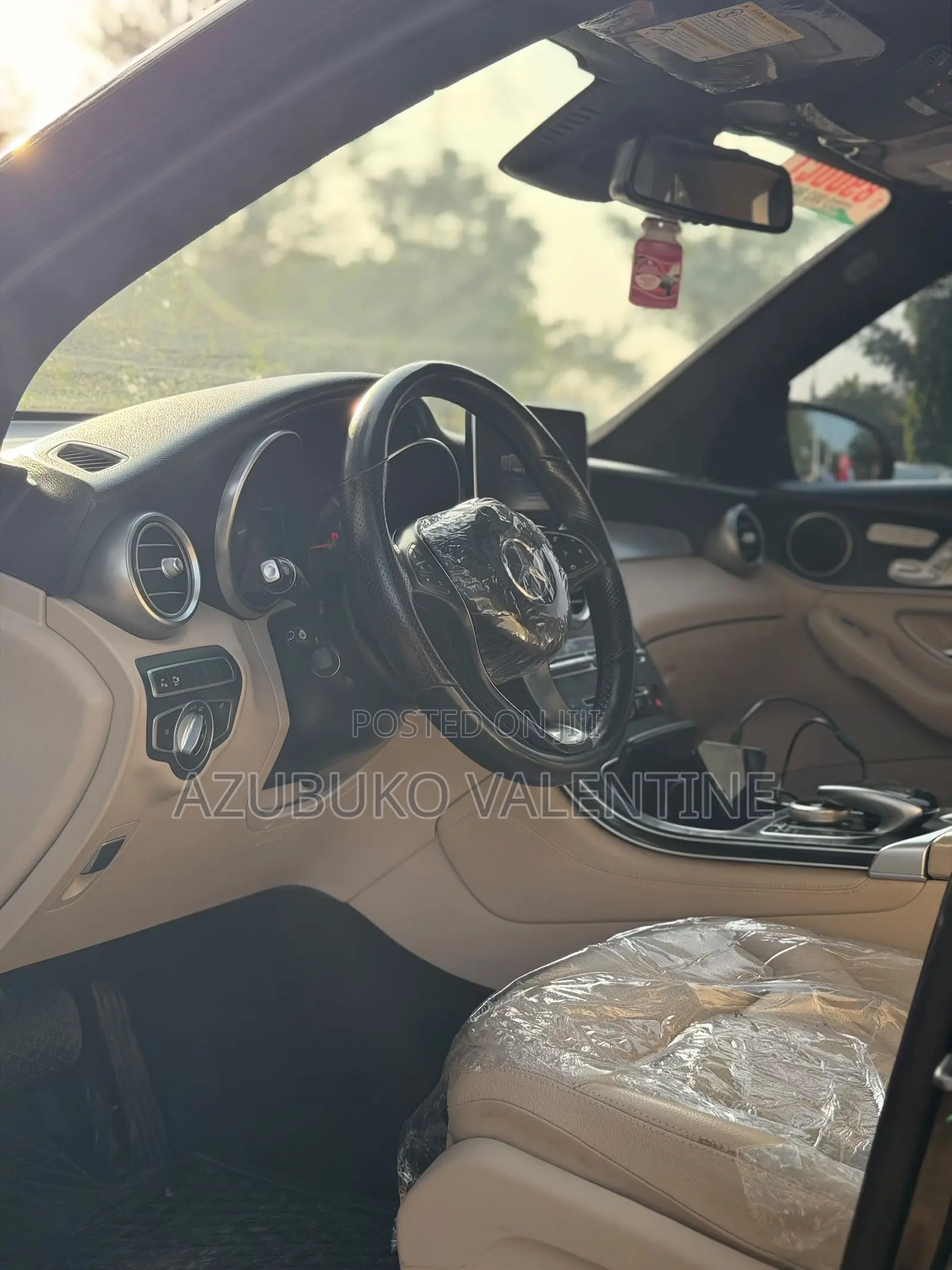 Mercedes-Benz GLC-Class 2019 Blue