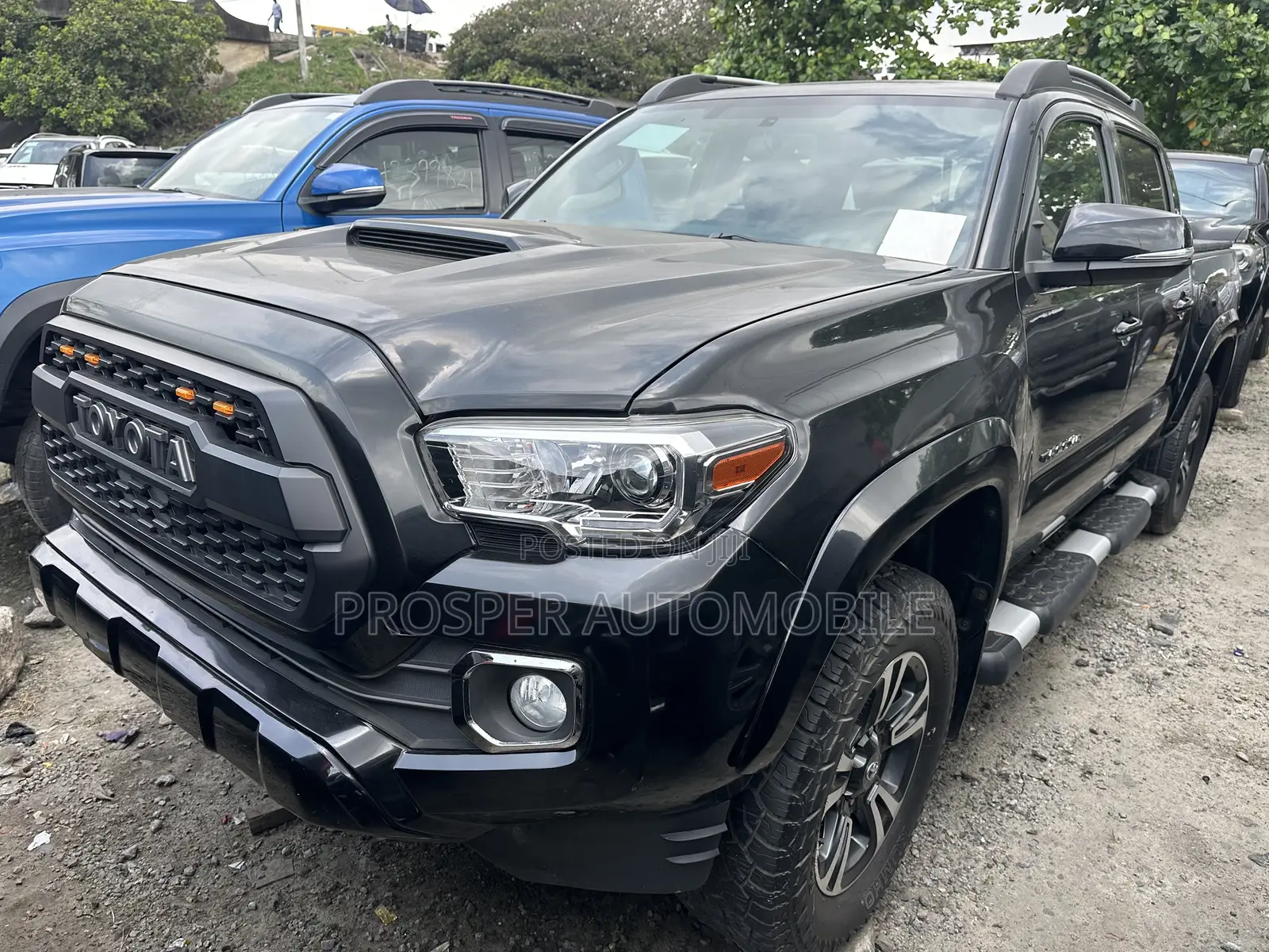 Toyota Tacoma 4dr Double Cab 2016 Black