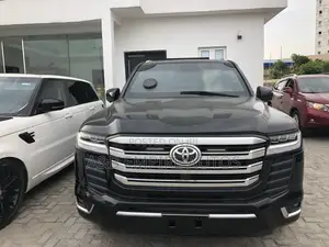 Toyota Land Cruiser 2022 Black