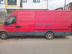 Iveco Daily 2015 Red