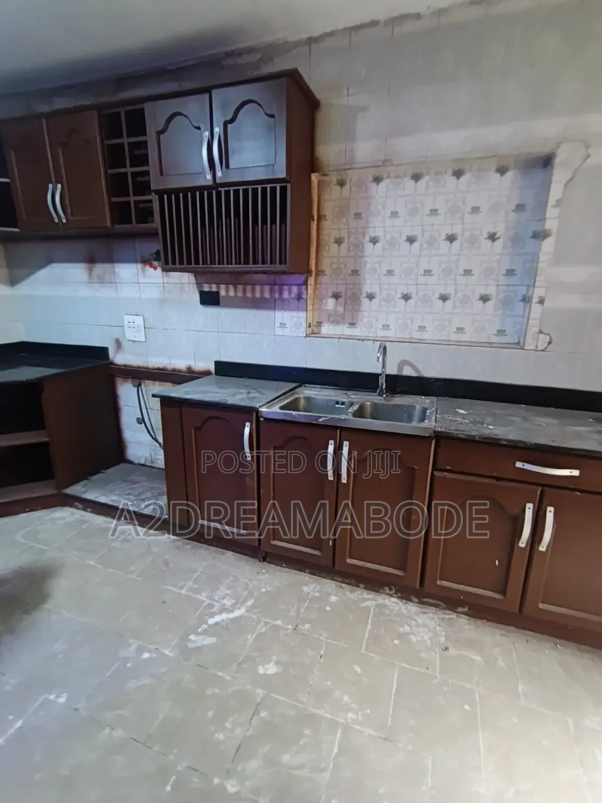 4bdrm Bungalow in Magodo, GRA Phase 1 for rent