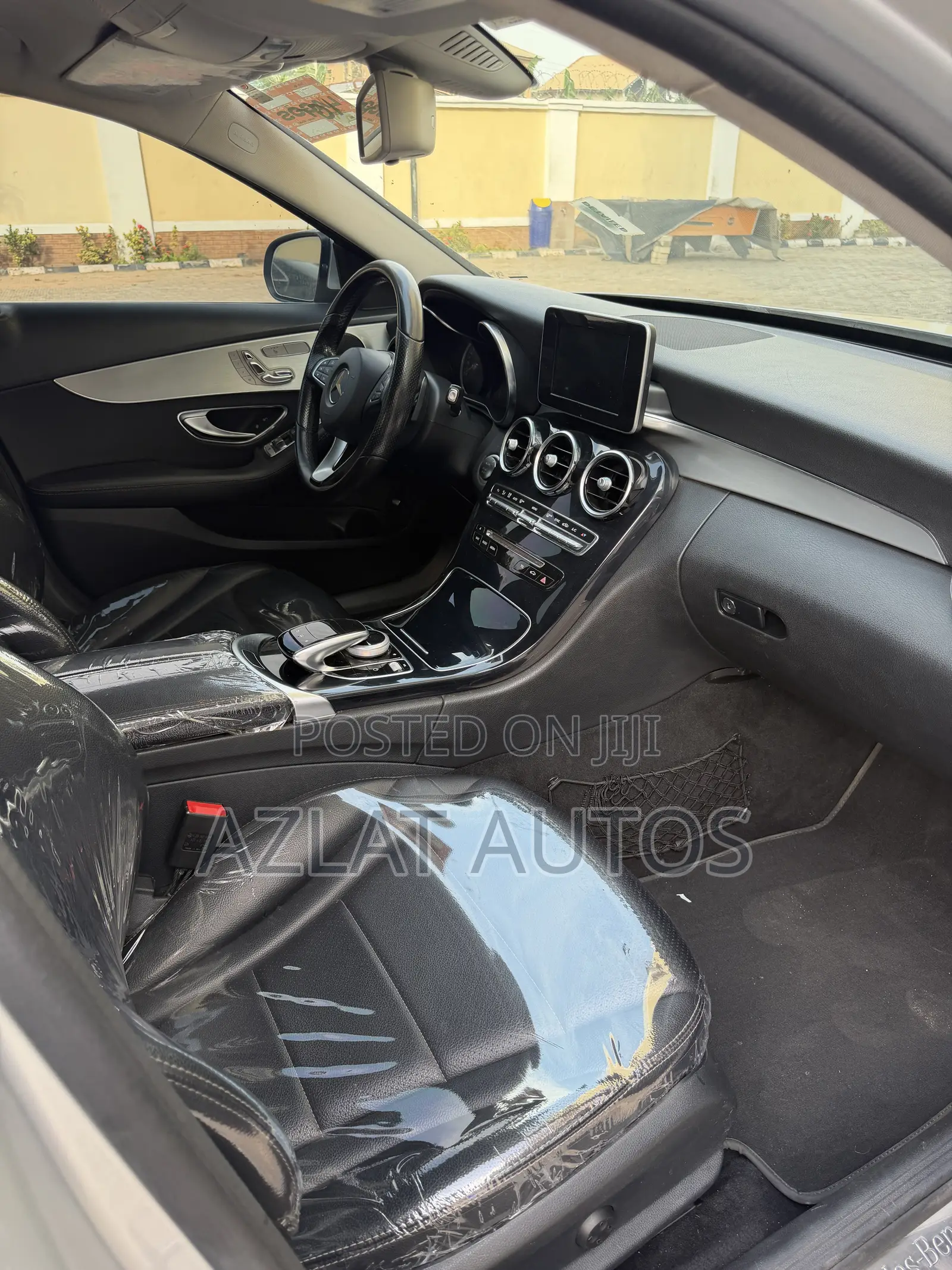 Mercedes-Benz C300 Luxury 4matic Sedan AWD (2.0L 4cyl 7A) 2017 Silver