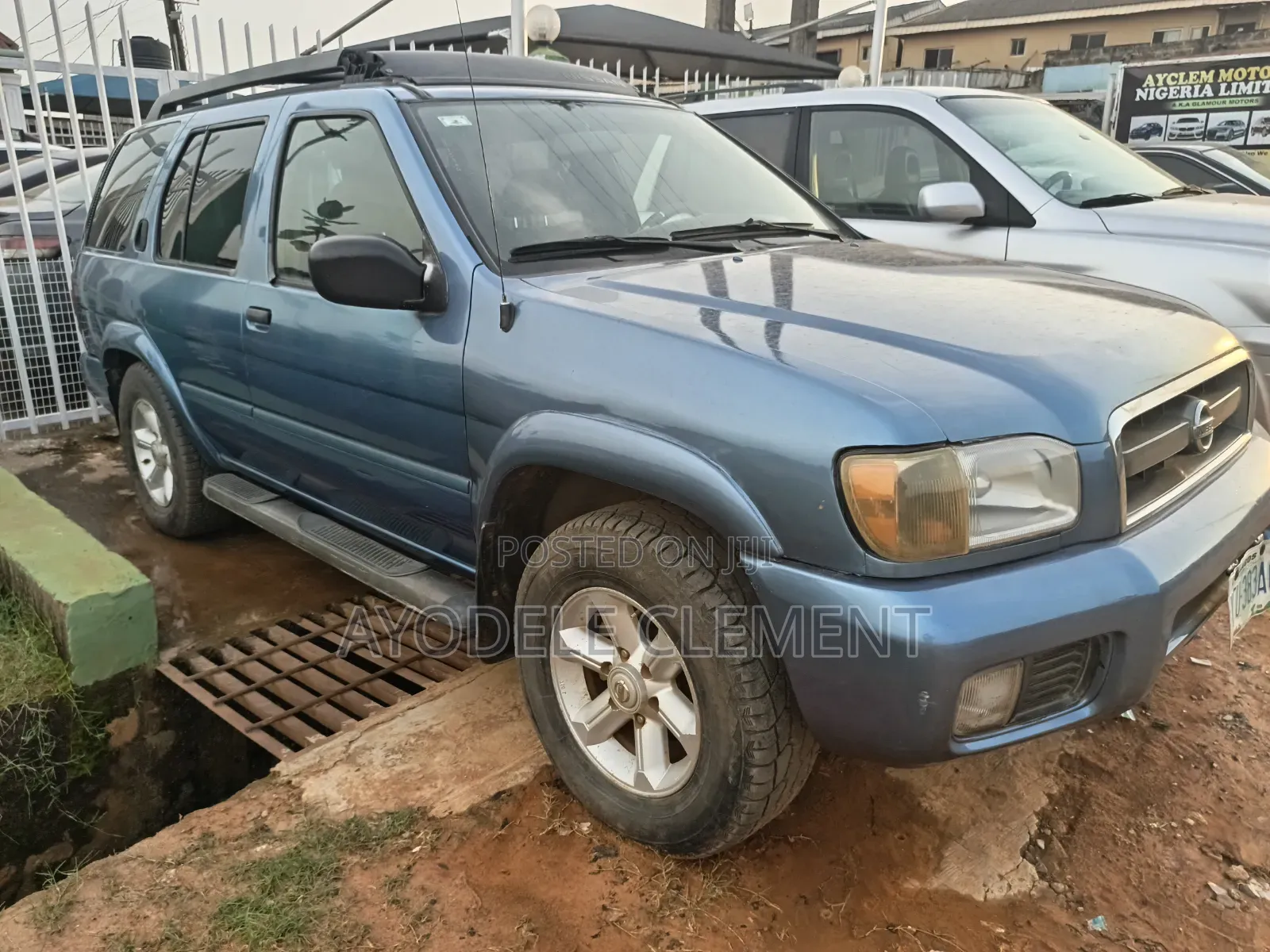 Nissan Pathfinder LE AWD SUV (3.5L 6cyl 4A) 2003 Blue