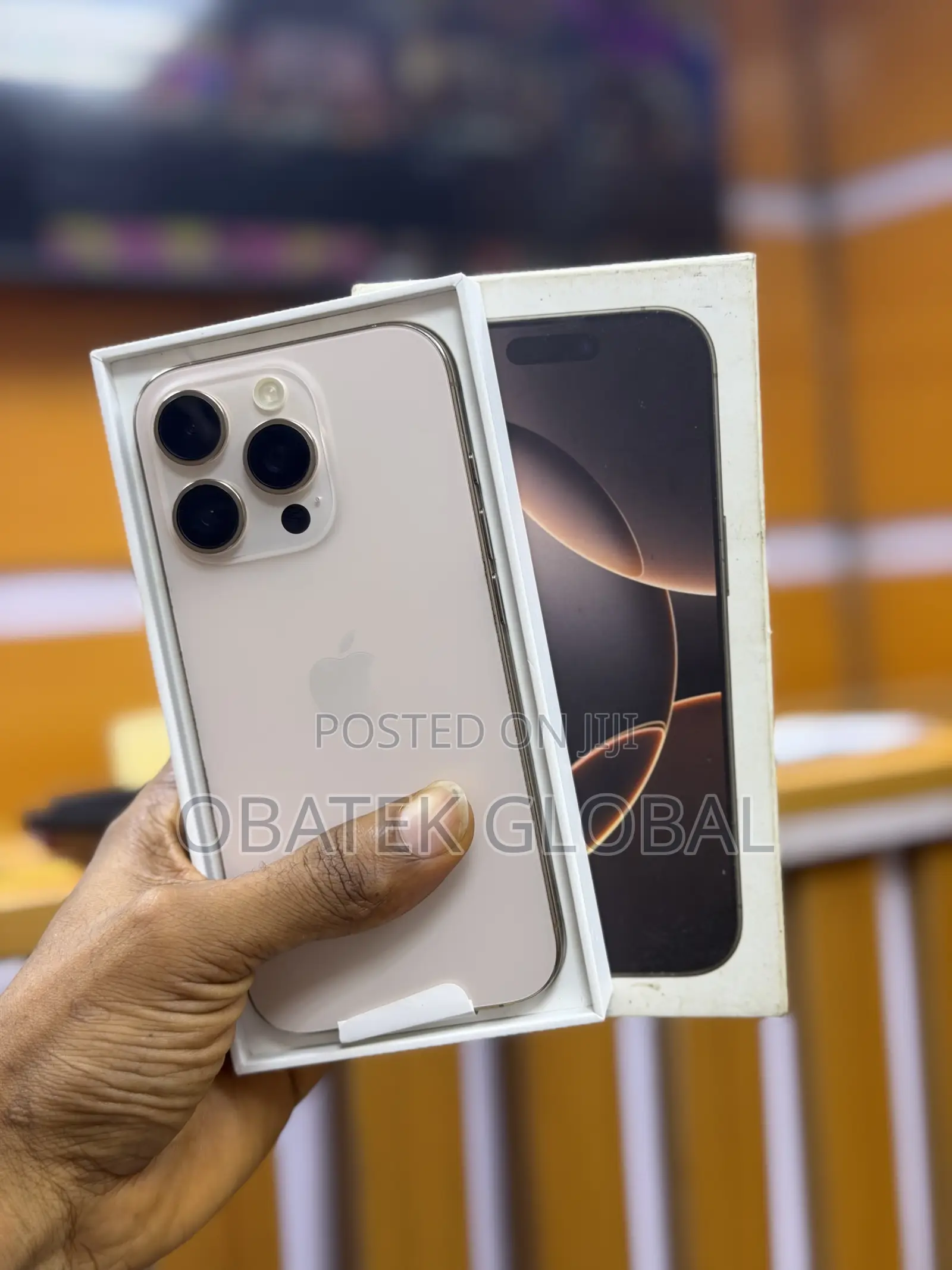 Apple iPhone 16 Pro 256 GB Gold